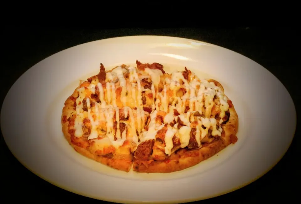 BBQ Chicken & Bacon Naan Flatbread